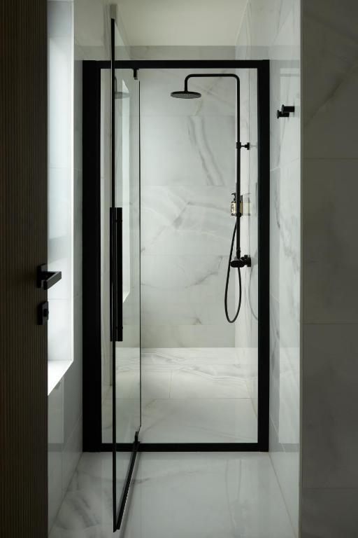 Athens Woo Suites - Resim 11