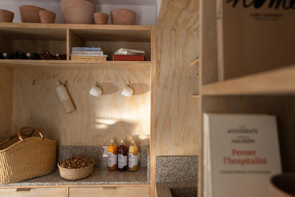 MOB HOTEL Cannes - Resim 17