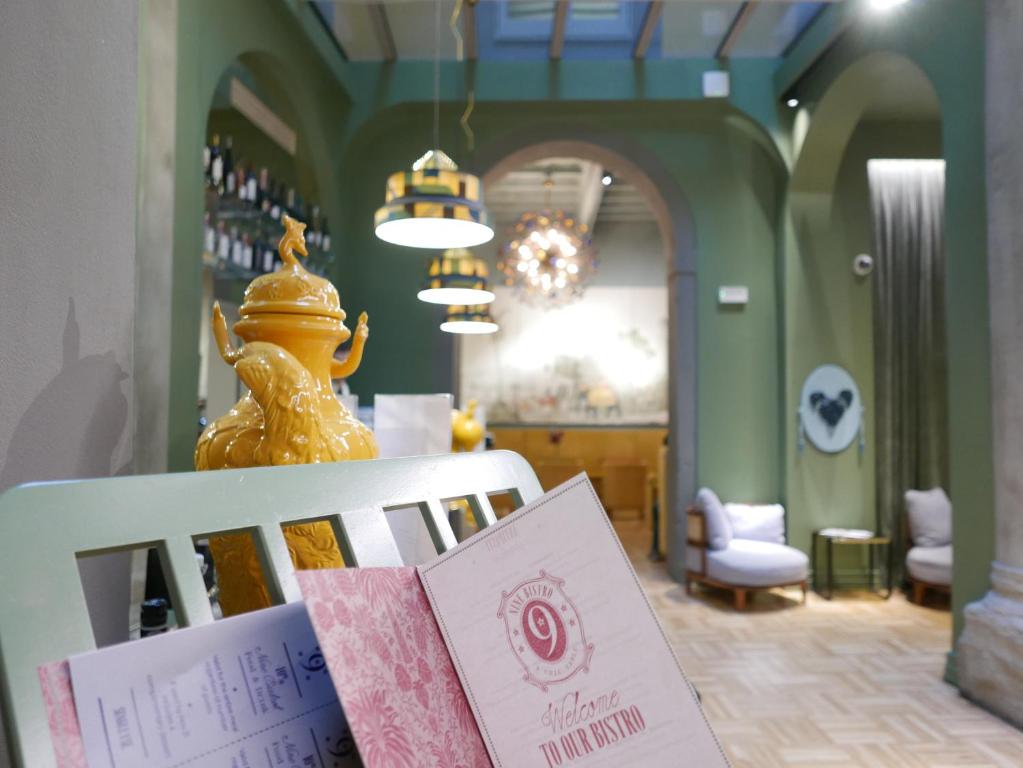 Hotel Number Nine - Resim 41