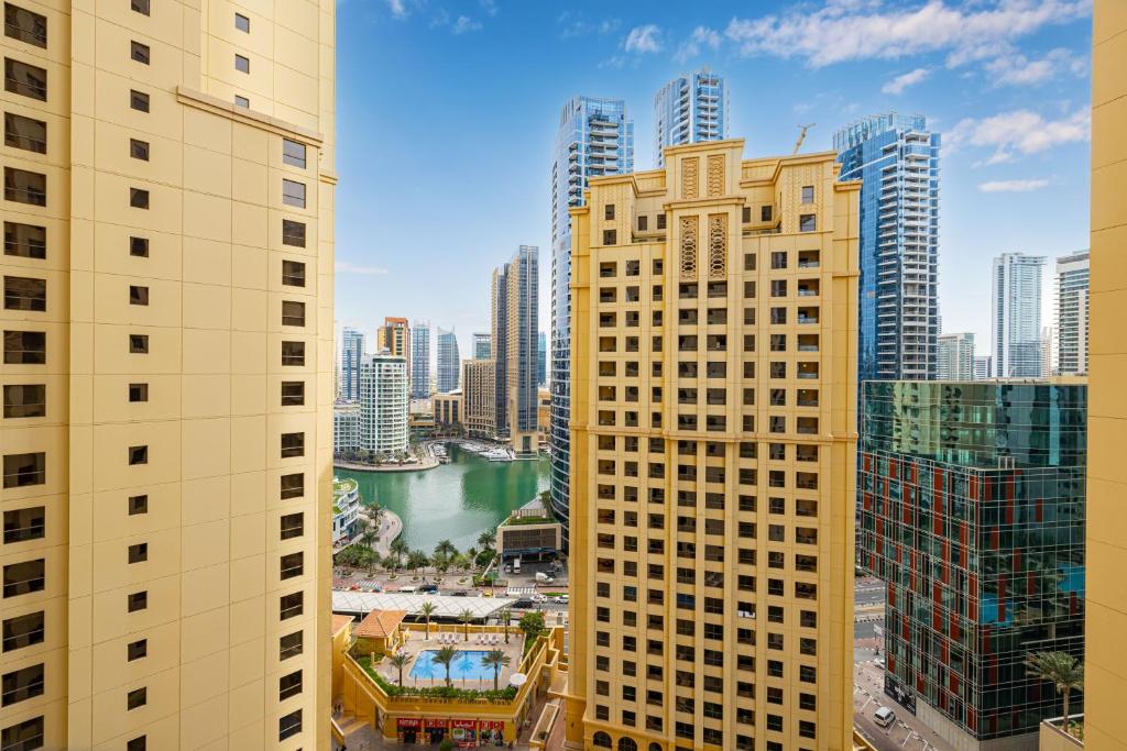 3 اتاق خواب ارتقا یافته در JBR با جکوزی