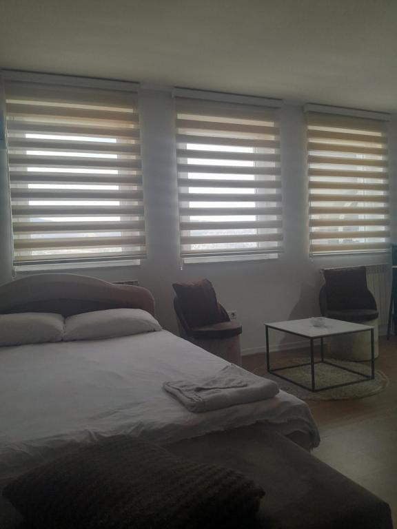 Sleep and drive No5 - free wifi - Apartamento De Una Habitación