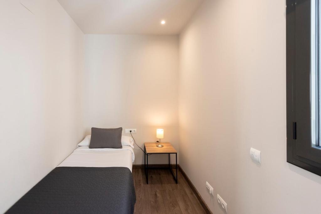 Espais Blaus Apartments - 8