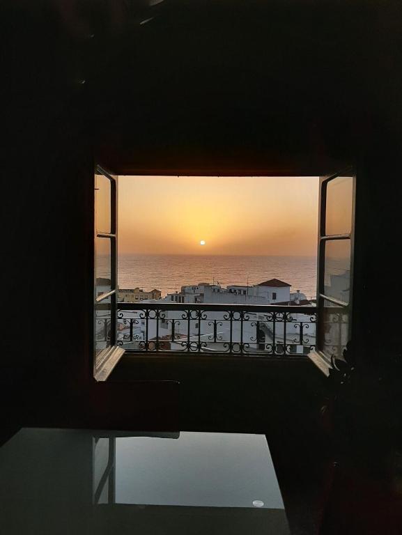 widok na ocean z okna w obiekcie Casa Garome 14 PARKING GRATIS w mieście Santa Cruz de la Palma