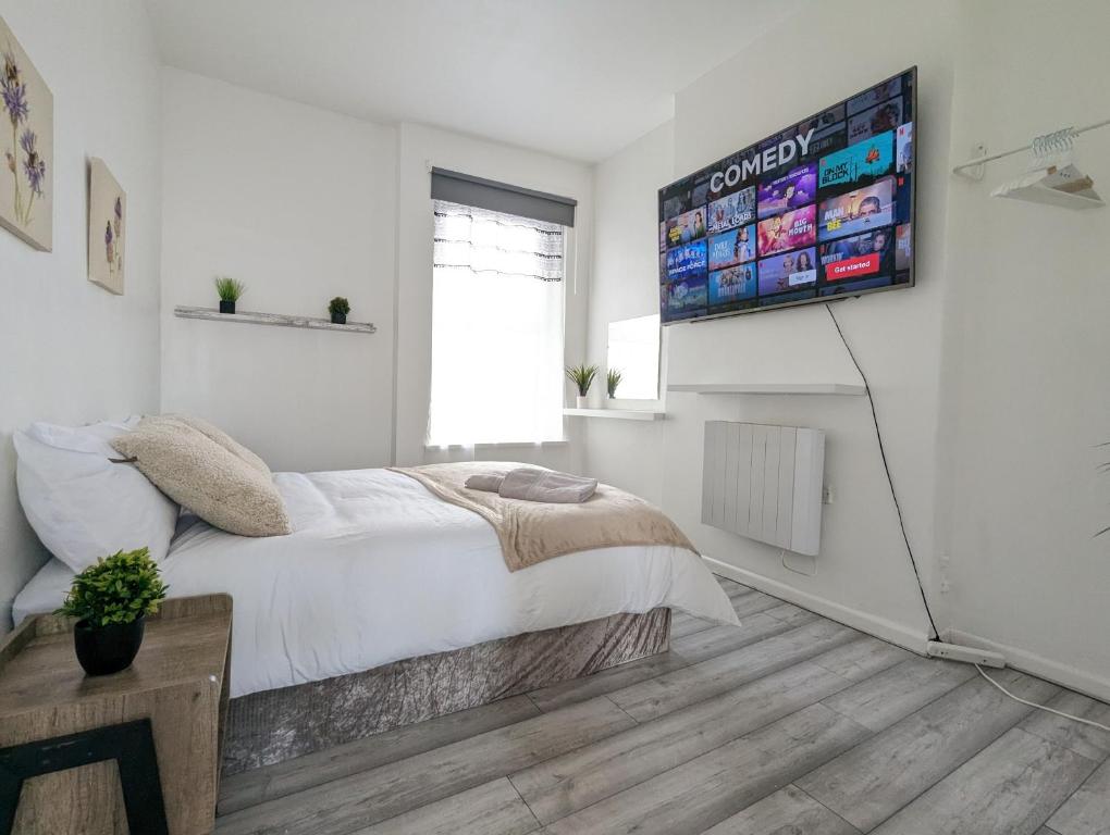 Gallery image of Inner-City Apartments - Basic Amenites in Cardiff