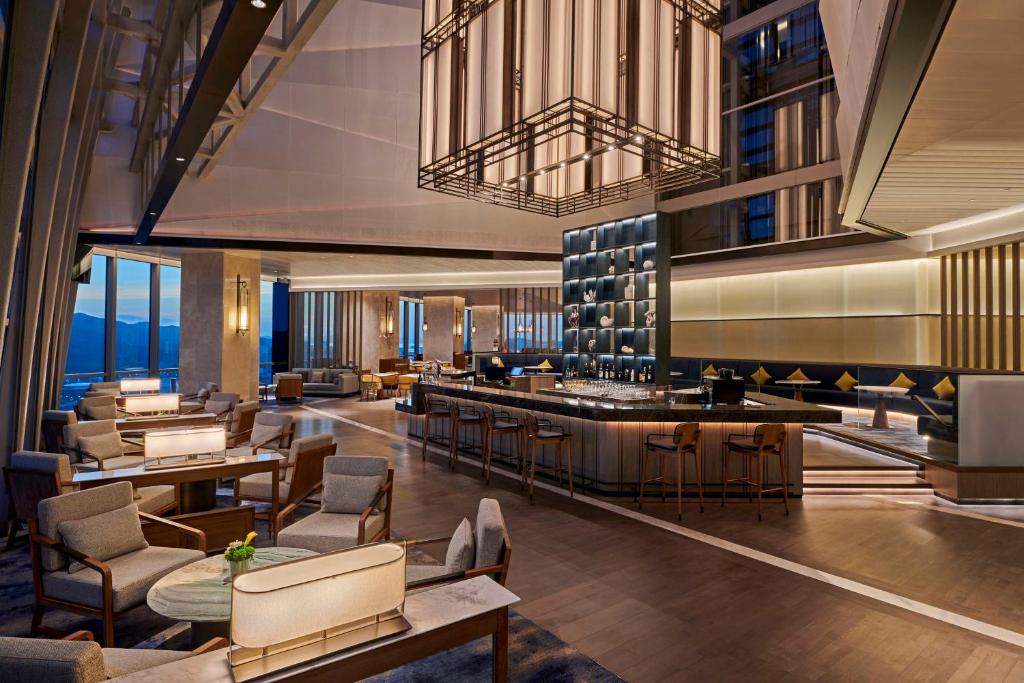 Posezení v ubytování DoubleTree by Hilton Zhuhai Hengqin