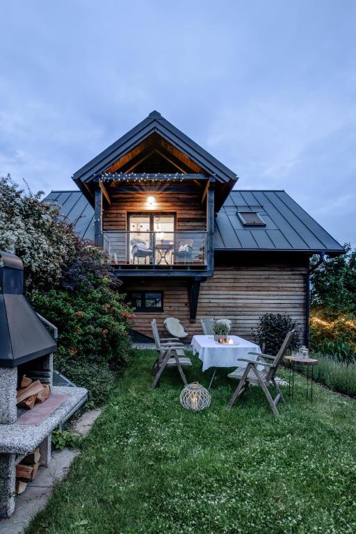 Ogród w obiekcie Wellness apartmány Český ráj & Biokolna