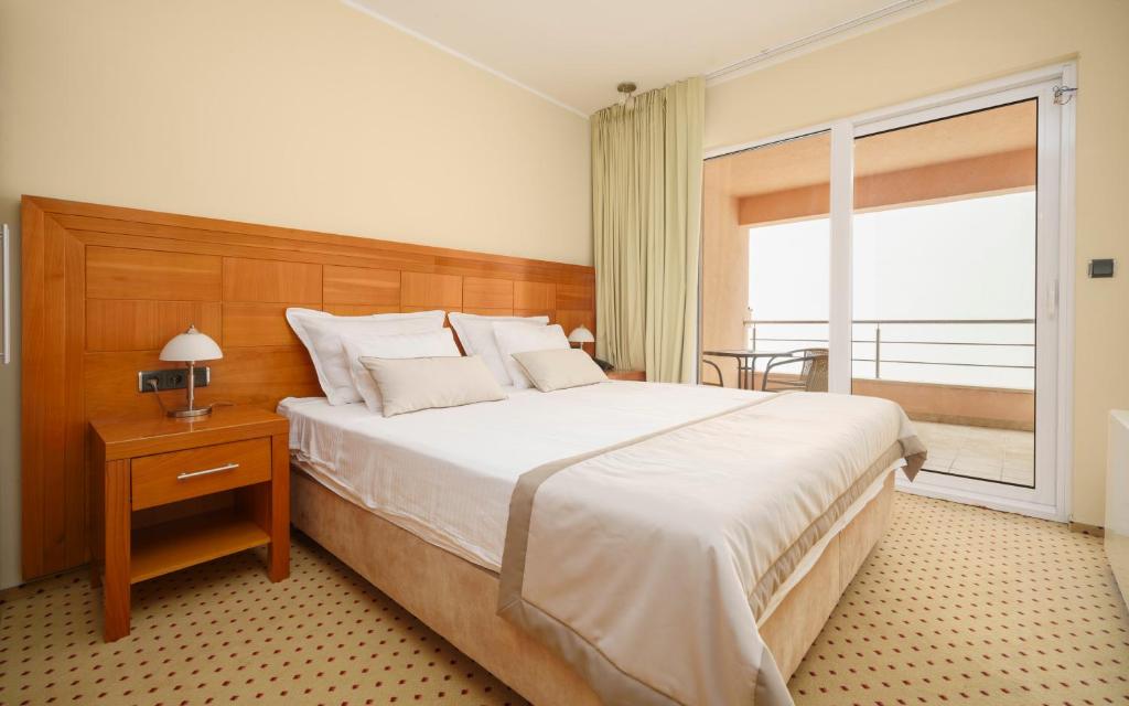 Hotel Duje - Deluxe Family Room