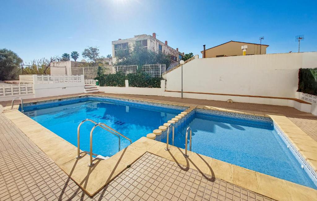 Πισίνα στο ή κοντά στο Amazing Apartment In Gandía Playa