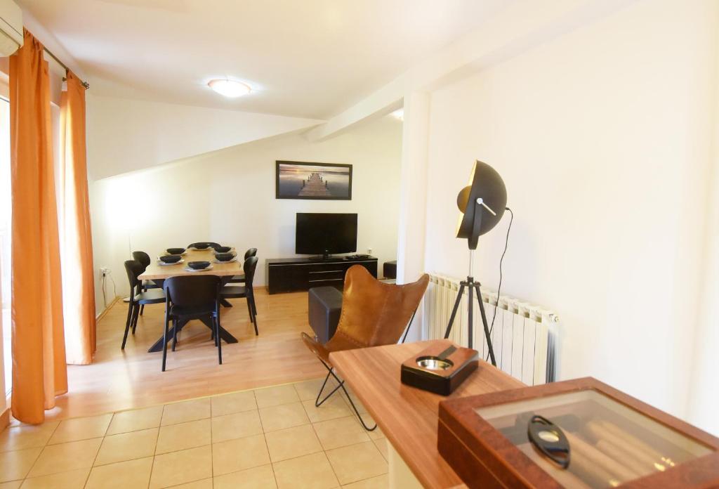 Suitable Summer Apartments - 13