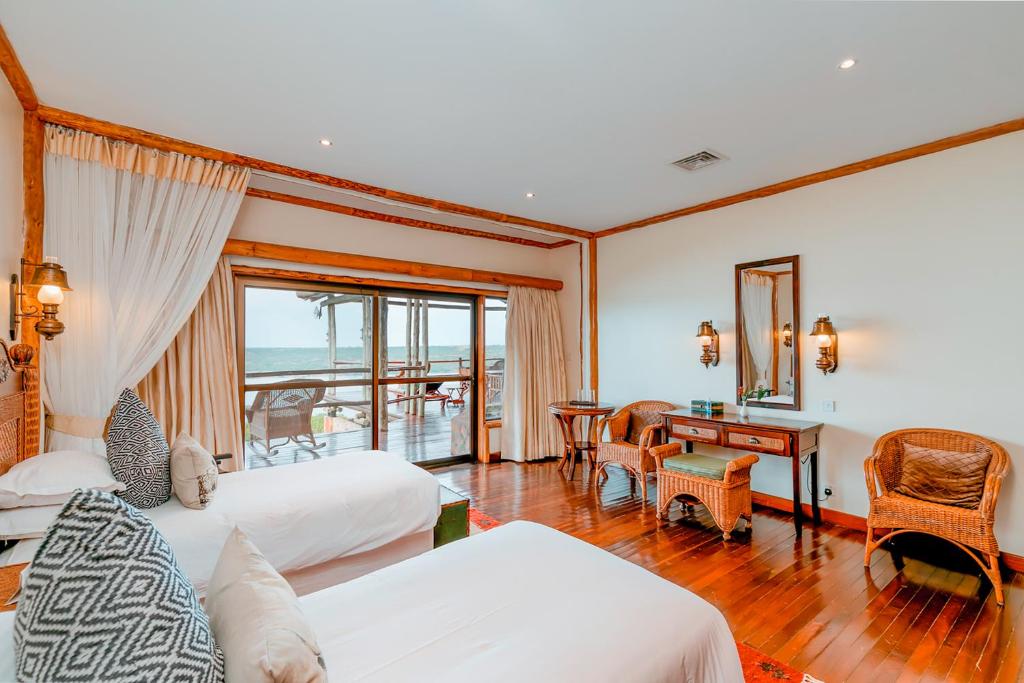 Luxury Chimpanzee Safaris in Uganda: Exclusive Primate Adventures with Premium Comfort 13 Mweya Safari Lodge- Luxury Chimpanzee Safari