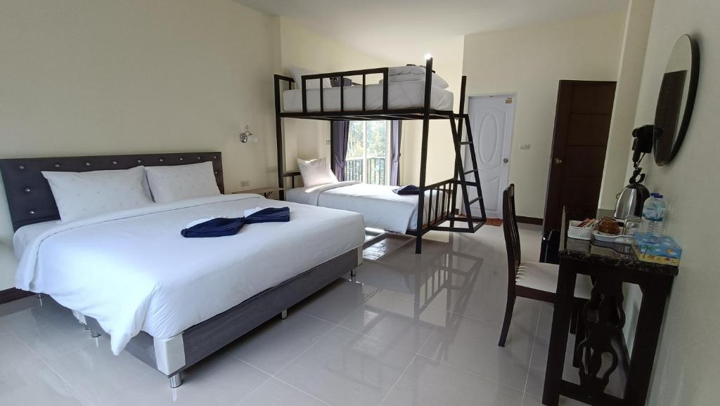 Khao Sok Family Room House - Housity