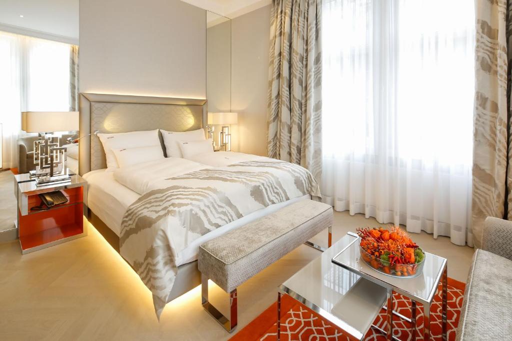 Boutiquehotel Das Tyrol - Resim 12