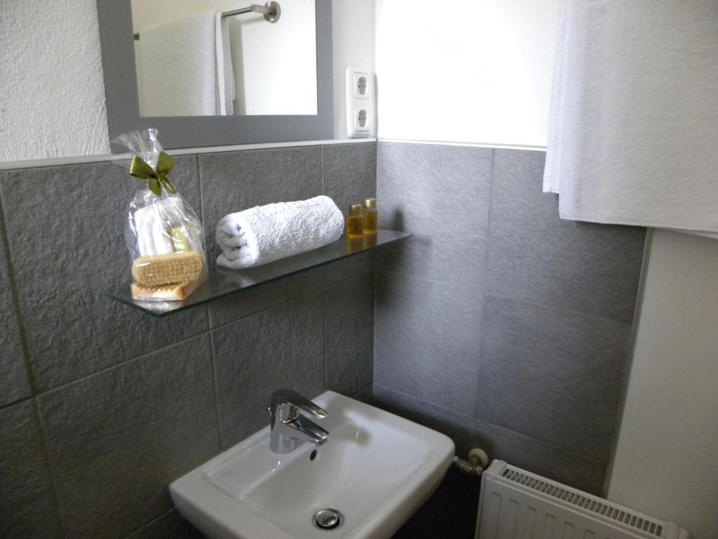 Koupelna v ubytování Landhaus Semmering
