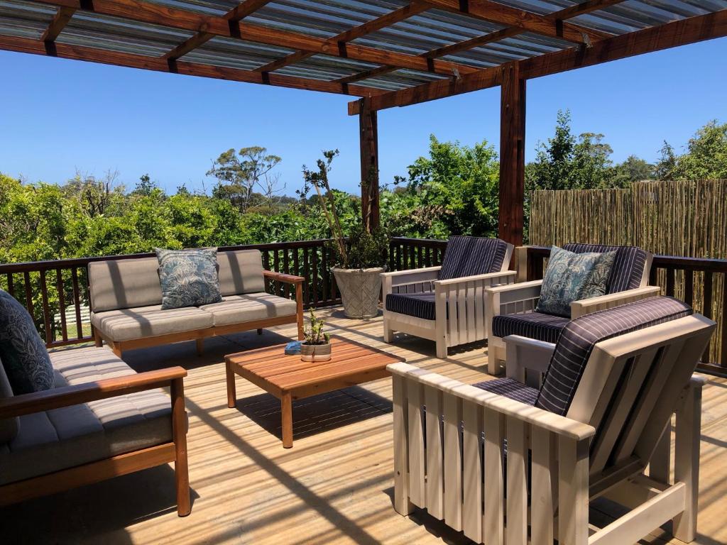 Lemon Tree Countryside Holiday Home - Image 30