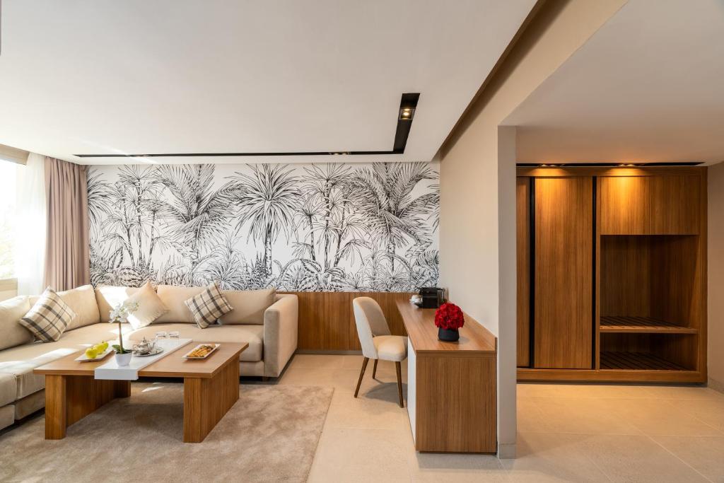 Kenzi Rissani - Suite Premium, Cama King Size Con Vista Al Jardín