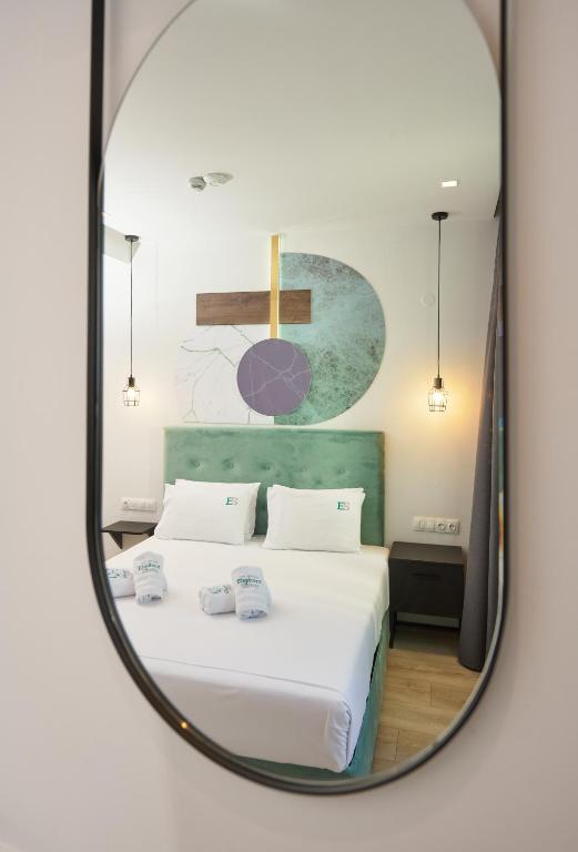 Urban Elephant Suites - 4