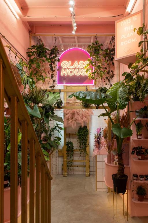 Whitworth Locke - Resim 36