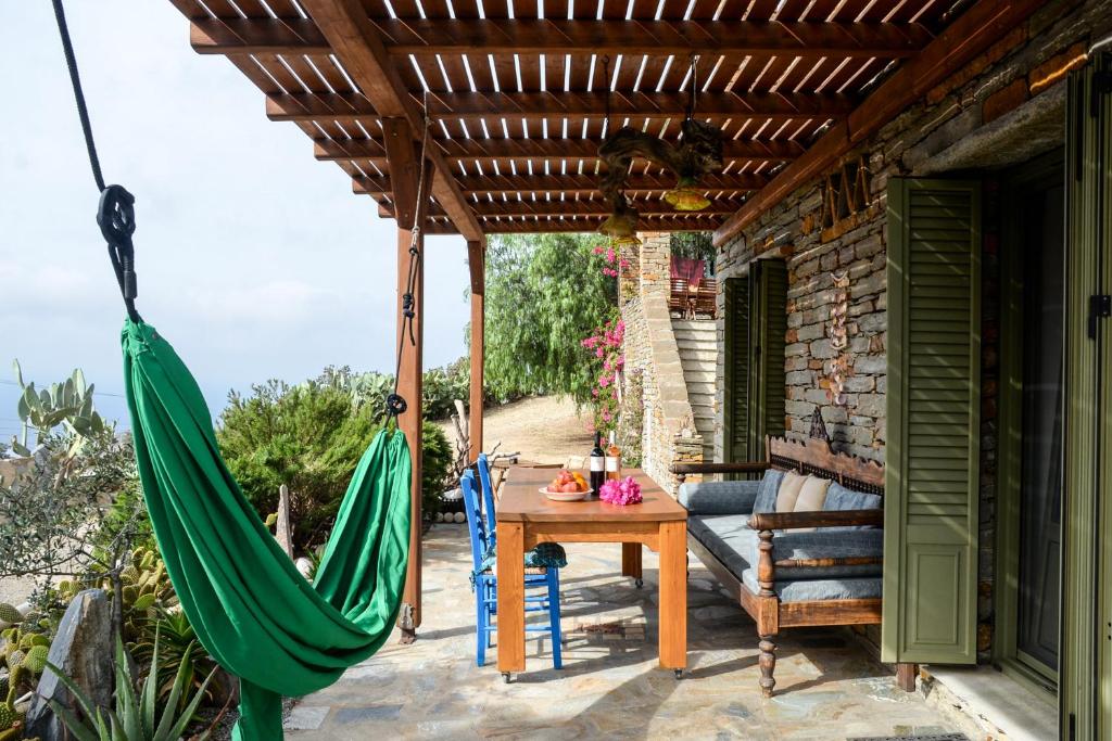 Balkón nebo terasa v ubytování RURAL GUEST HOUSE, quiet stay in nature with Sea view