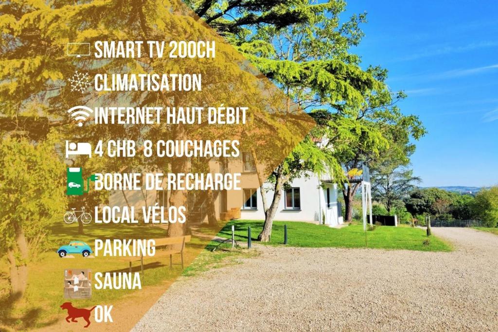 un panneau situé sur le côté d'un arbre dans l'établissement Le Cottage Duo Syrah Clim entre Albi-Toulouse & Les Cottages du Tarn, à Brens