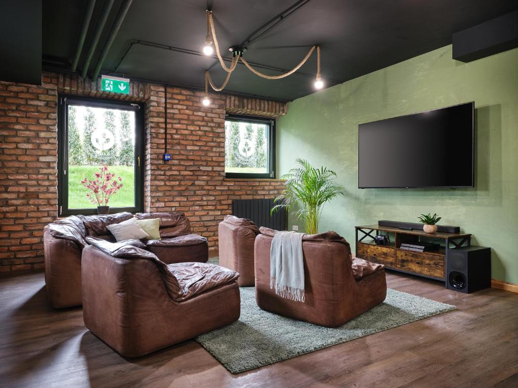 Hannover - PHIL & MAX Hotels und Apartments Airport - Resim 13