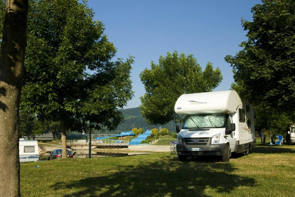 Příroda nedaleko luxury tent