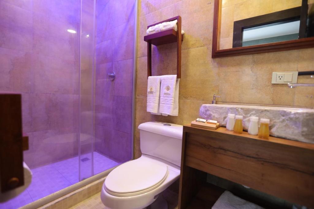 Koupelna v ubytování Chakana Hotel Boutique Mariscal