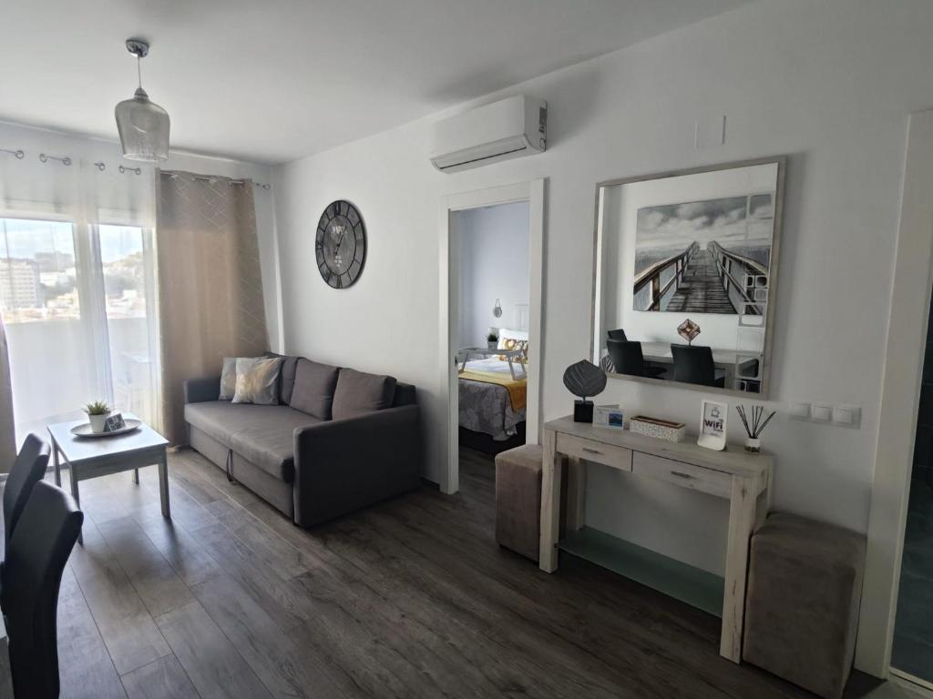 Benalbeach Holidays Benalmâdena - One-Bedroom Apartment