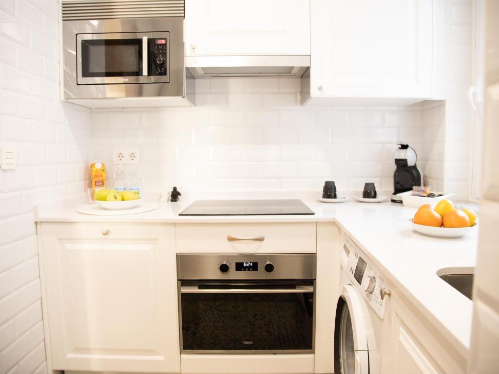 A kitchen or kitchenette at Alojamiento Turistico Zamora 58