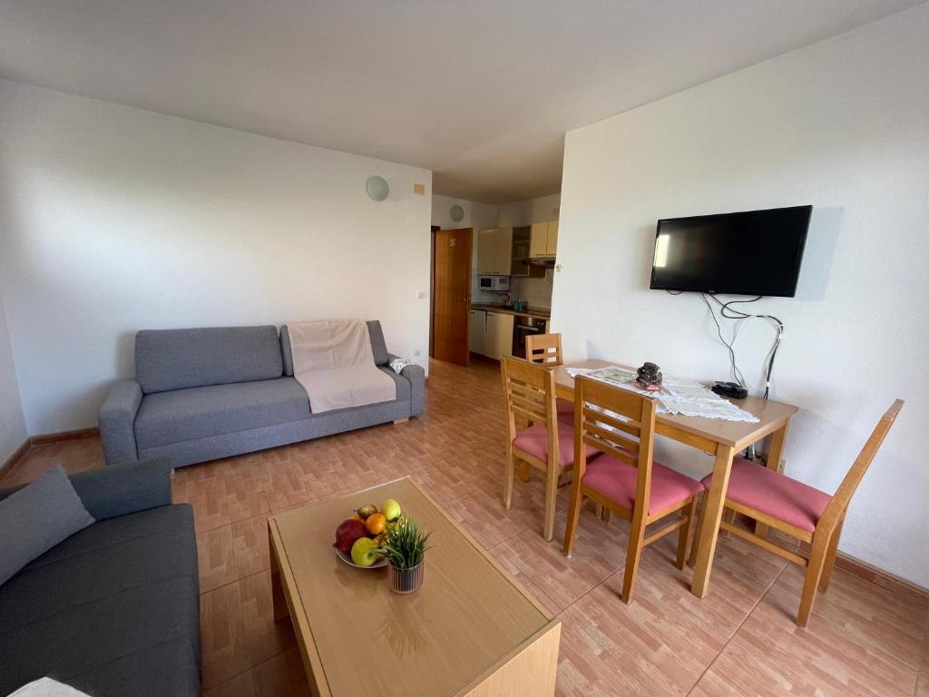 TV a/nebo společenská místnost v ubytování my home Promajna