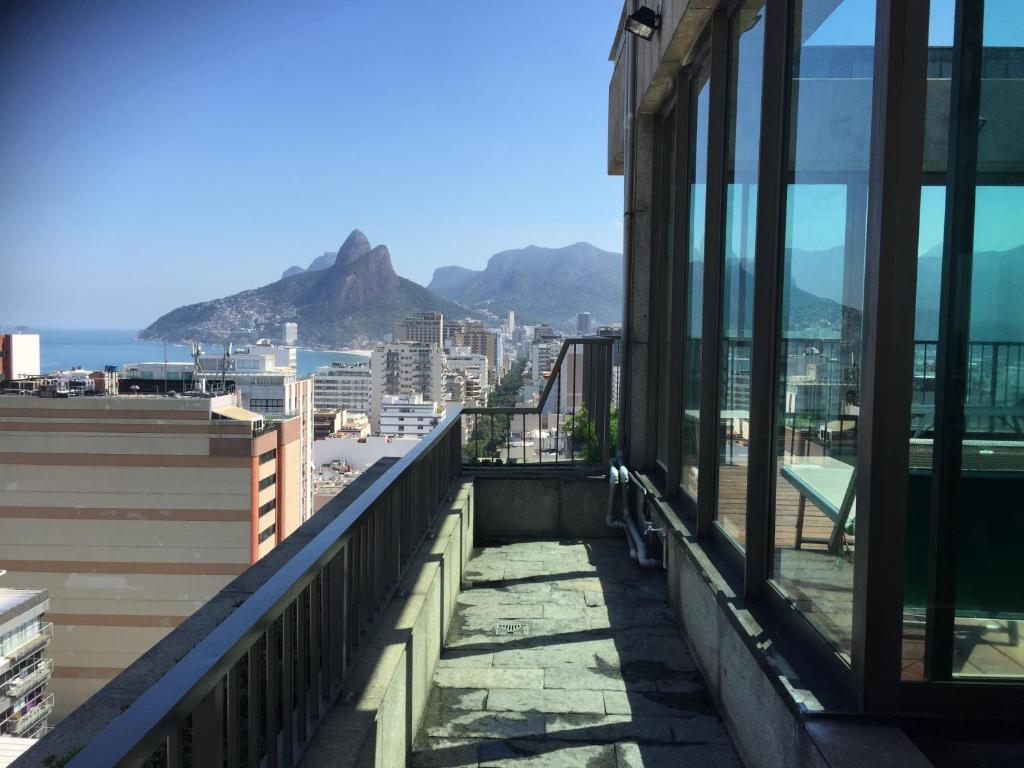  Flat Tiffanys Ipanema