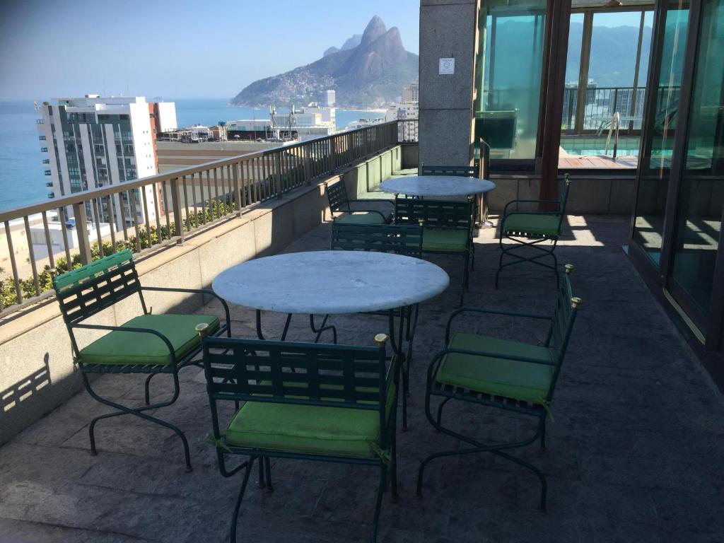  Flat Tiffanys Ipanema