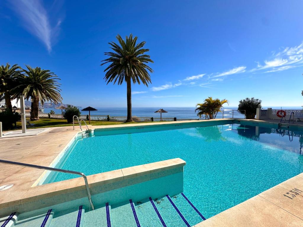 Basen w obiekcie Acapulco Playa 302 Apartments Casasol lub w pobliżu