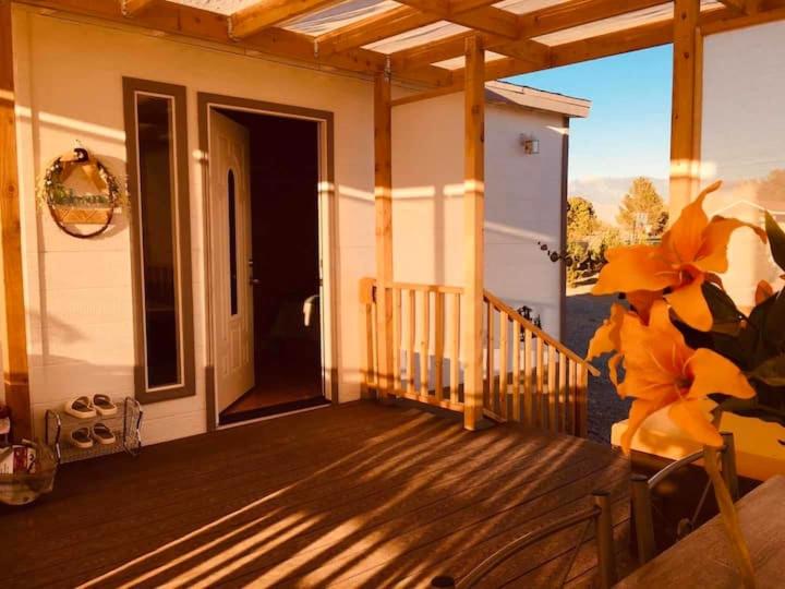 Balkoni atau teres di Sun Tiny House A Pahrump