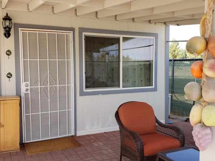 Balkoni atau teres di Sun Tiny House B Pahrump