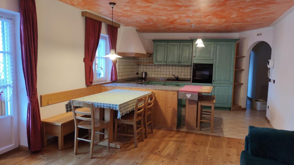 Kuchyň nebo kuchyňský kout v ubytování Appartamenti Residence Rodolon