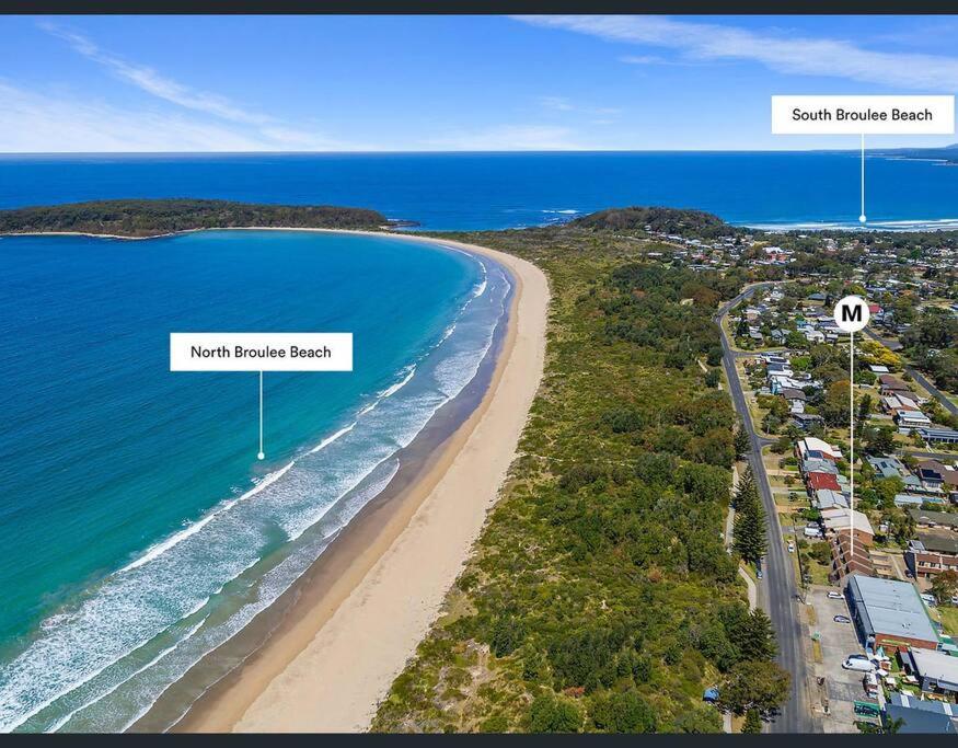 Beachfront beauty, Broulee (updated prices 2024)