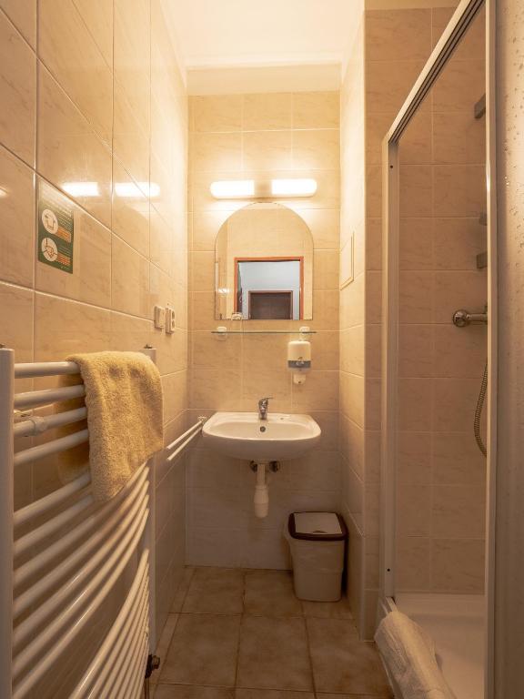 Klášter Hejnice - vzdělávací, konferenční a poutní dům - 4