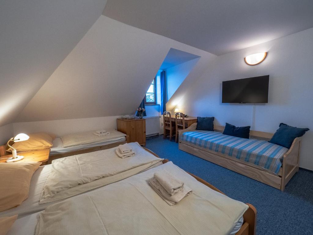 Klášter Hejnice - vzdělávací, konferenční a poutní dům - 17