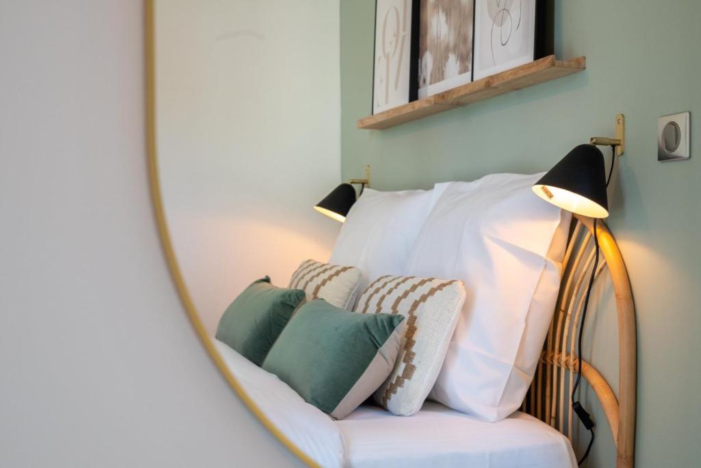 Posteľ alebo postele v izbe v ubytovaní Bright and renovated house for 8 people parking