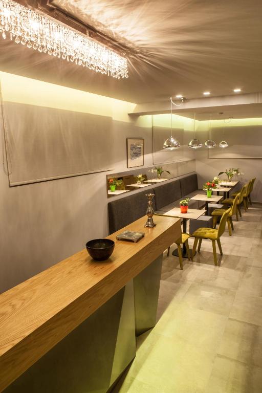 Anemos Rooms & Apartments - Resim 12