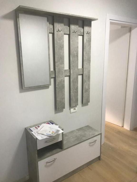 Isabel Mosaic Apartment - Image 3