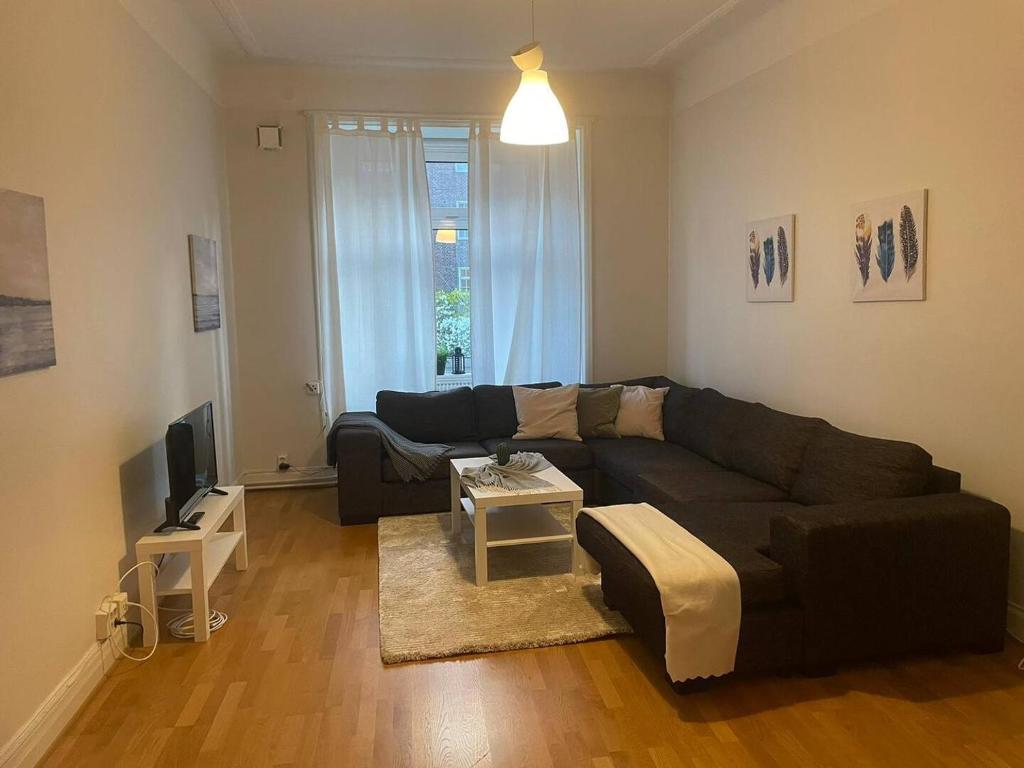 A seating area at Luxury Apartment In City Centre