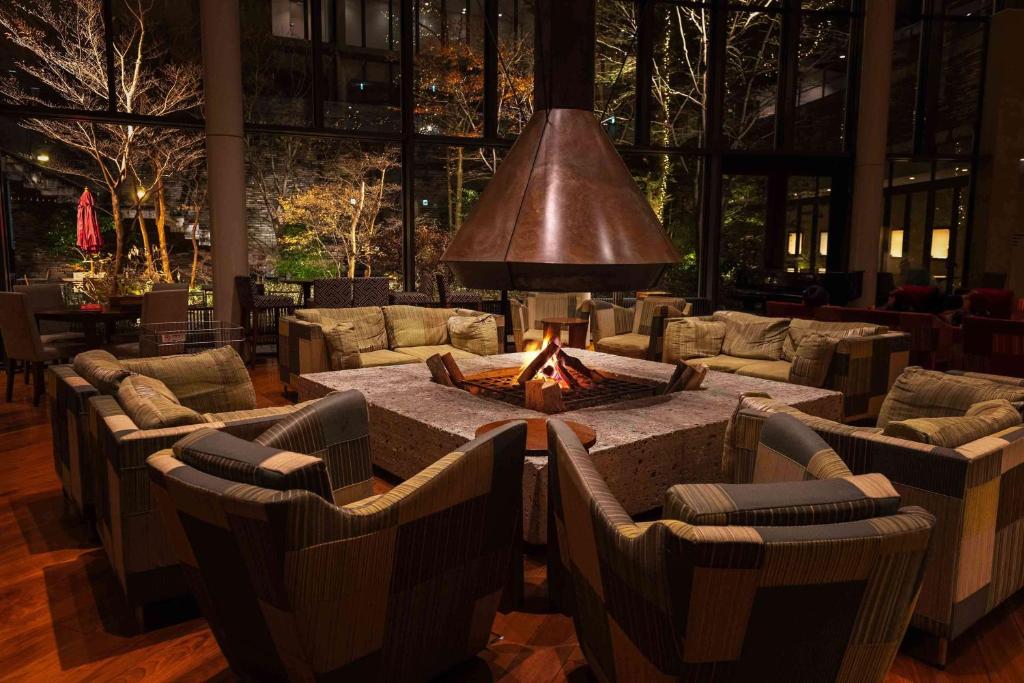 Posezení v ubytování Hyatt Regency Hakone Resort and Spa
