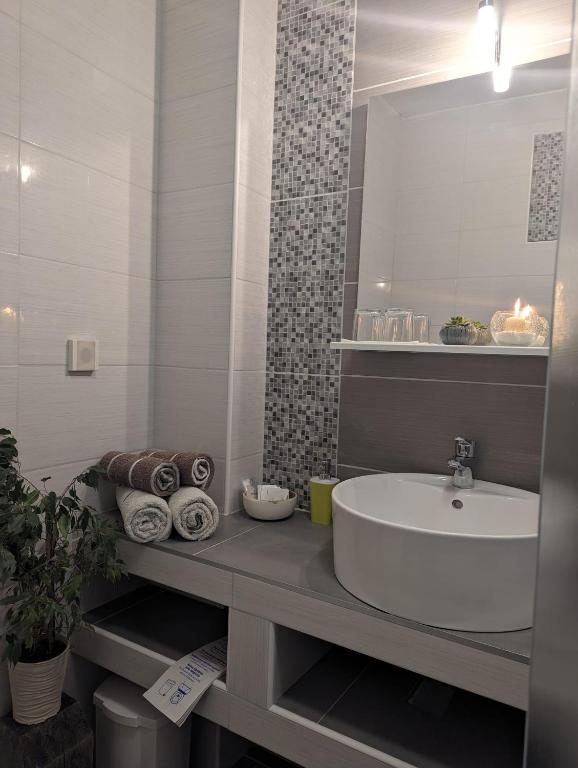 Salle de bains dans l'établissement Villa Iva