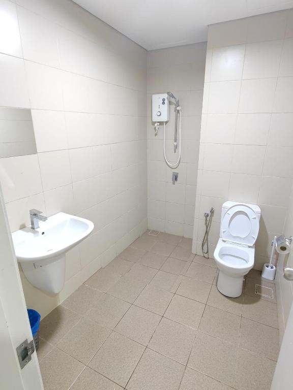 Koupelna v ubytování Wan's Homestay i-City
