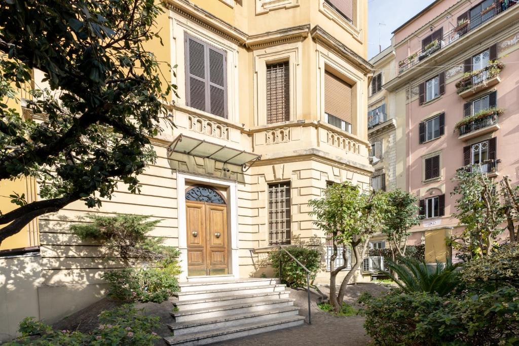 The building in which Az apartmant is located