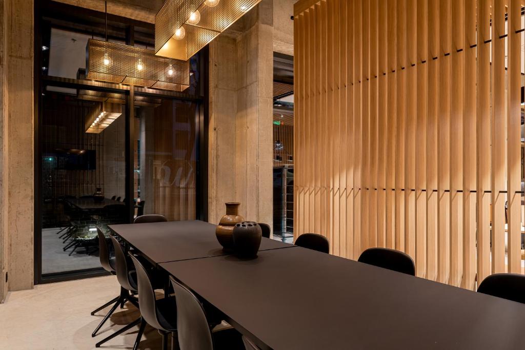 Zleep Hotel Prague - Resim 7