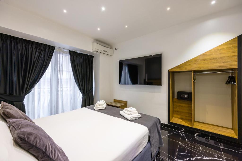 Hotel Bella Napoli - Resim 16