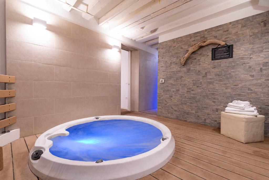 O baie la San Samuele Venezia Centro+ Wellness Pool Jacuzzi
