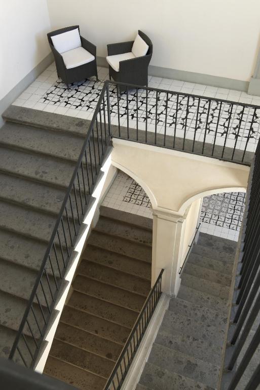 Fotografie z fotogalerie ubytování Palazzo Caracciolo Naples v Neapoli
